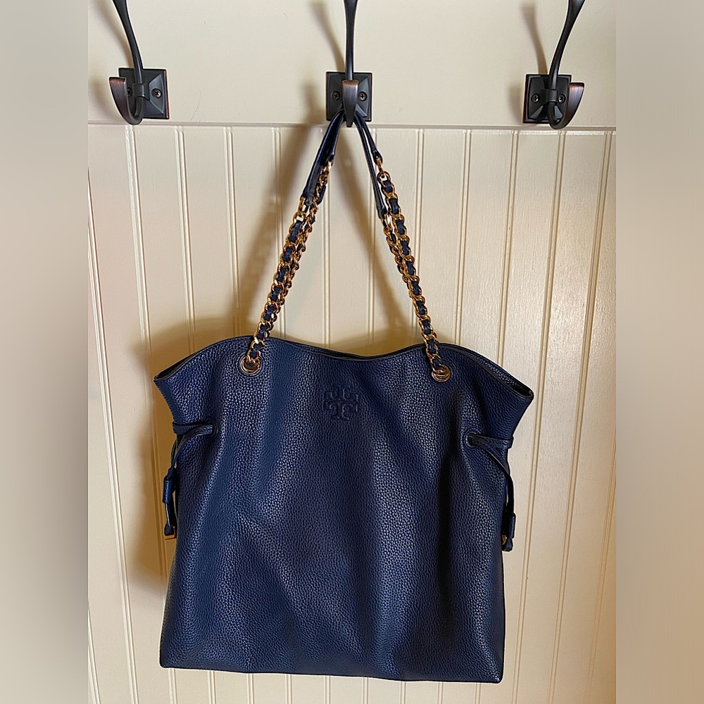 Tory Burch Women’s Navy Thea leather tote
